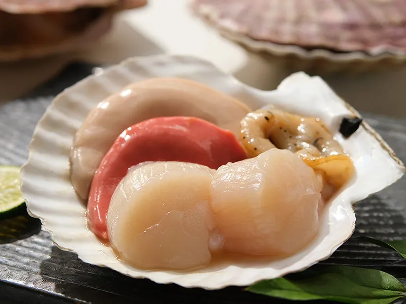 ヒモ、卵、白子まで。一枚を丸ごと味わう