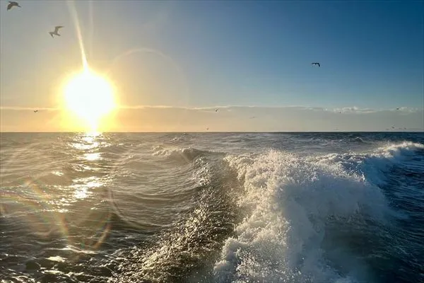 北オホーツクの海と漁業の風景